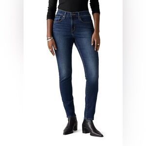 Levi’s Classic Mid Rise Skinny Jeans